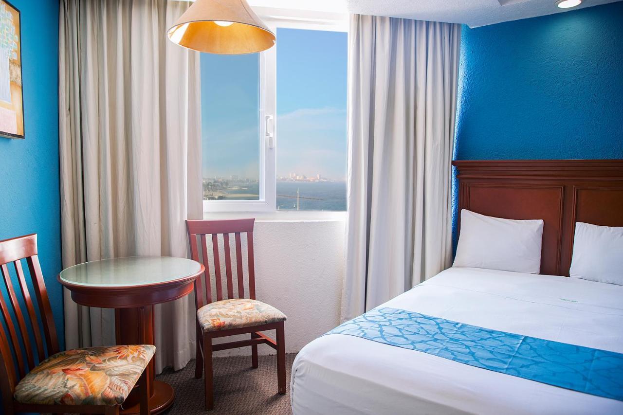 Hotel Lois ורקרוז מראה חיצוני תמונה