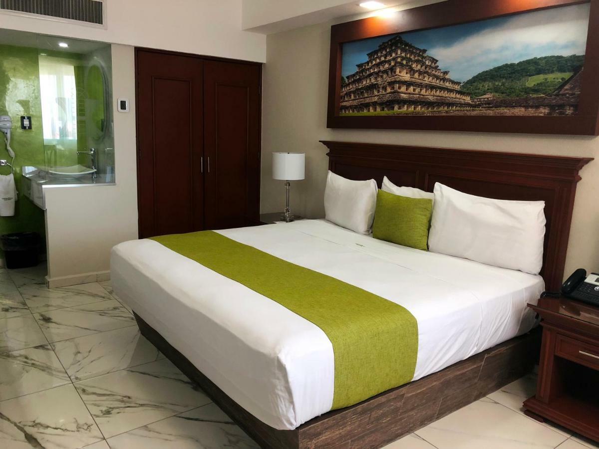 Hotel Lois ורקרוז מראה חיצוני תמונה