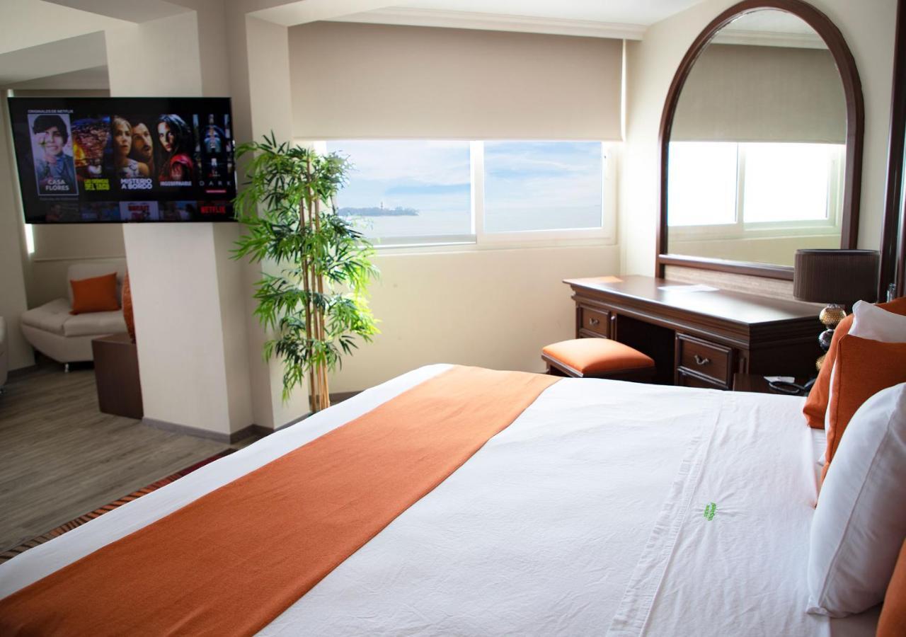 Hotel Lois ורקרוז מראה חיצוני תמונה